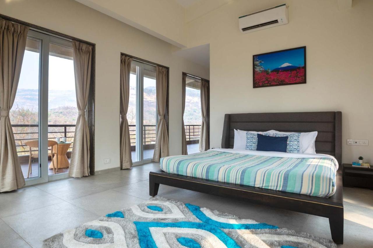 Eden Glade - Khopoli - Mountain-View Villa With Private Pool, Spacious Decks & Indoor Activities Luaran gambar