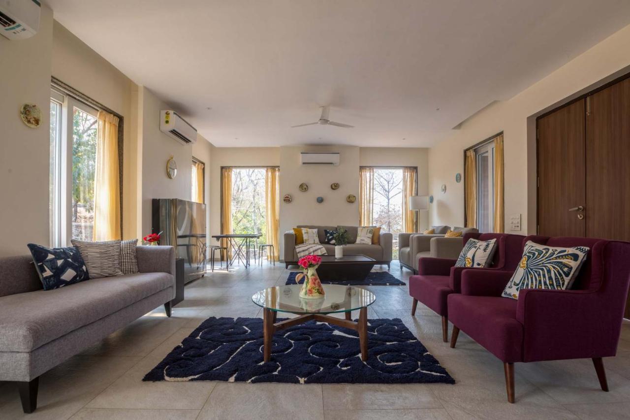 Eden Glade - Khopoli - Mountain-View Villa With Private Pool, Spacious Decks & Indoor Activities Luaran gambar